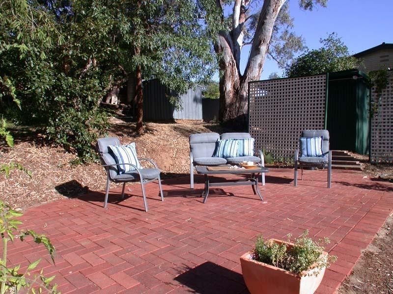 11 Surrey Street, Hawthorndene SA 5051