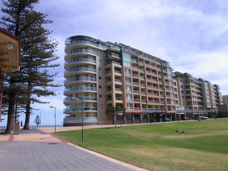 511/19 Holdfast Promenade, Glenelg SA 5045