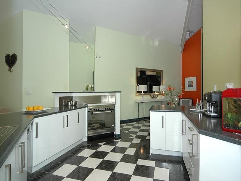 17 Krowalle Crescent, Hawthorndene SA 5051