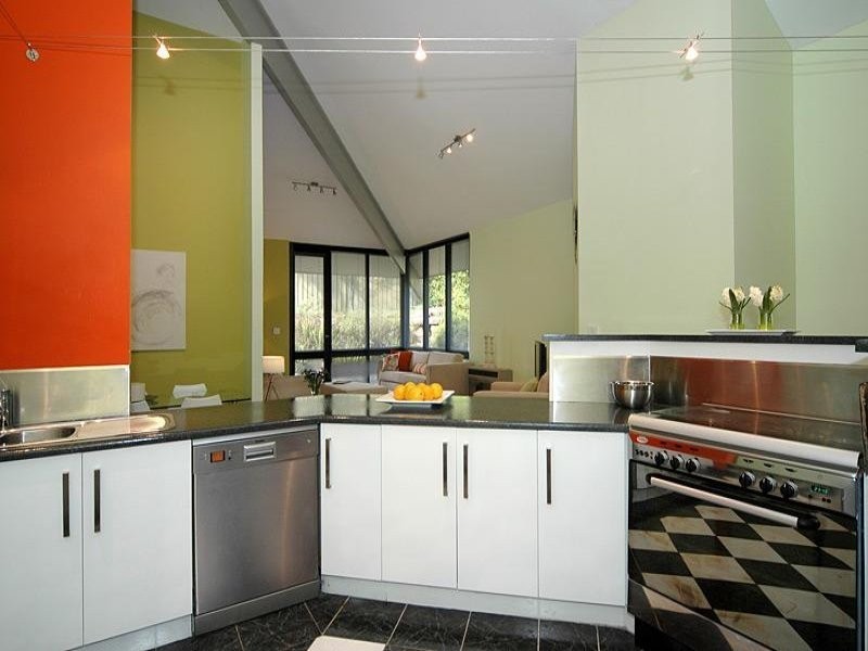 17 Krowalle Crescent, Hawthorndene SA 5051