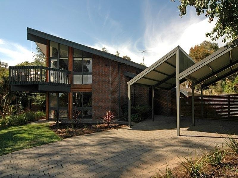 17 Krowalle Crescent, Hawthorndene SA 5051