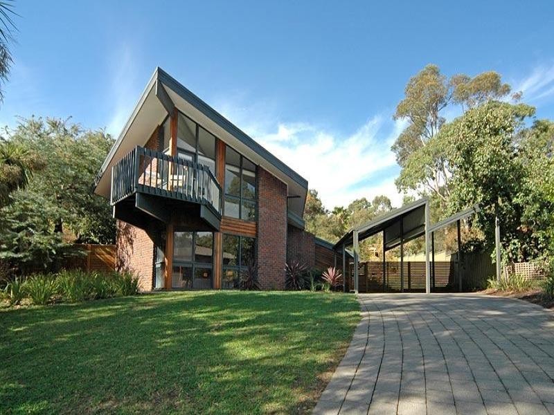 17 Krowalle Crescent, Hawthorndene SA 5051