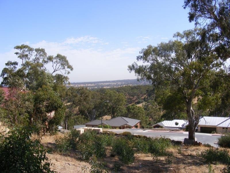 23 Scenic Crescent, Chandlers Hill SA 5159