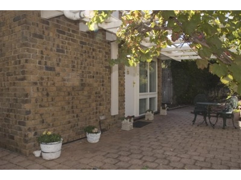 1 Grassdale Rise, Aberfoyle Park SA 5159