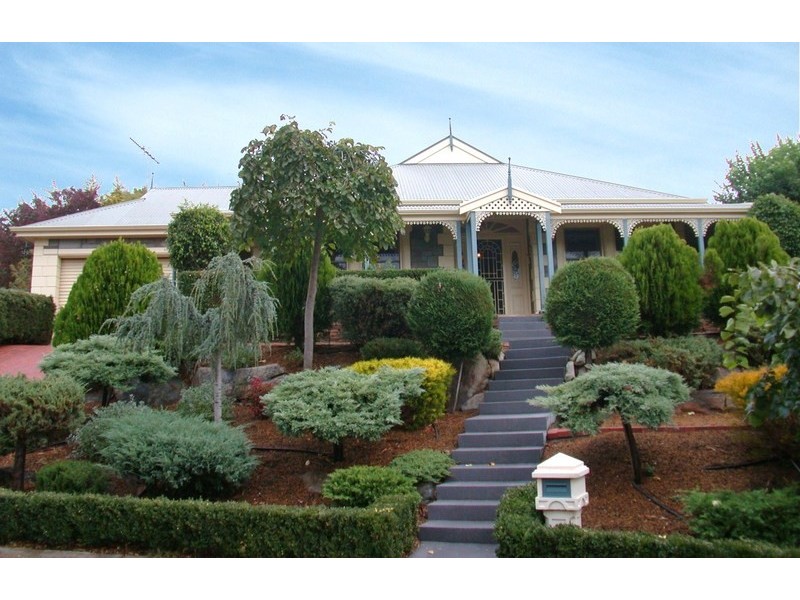 11 Skylark Close, Flagstaff Hill SA 5159