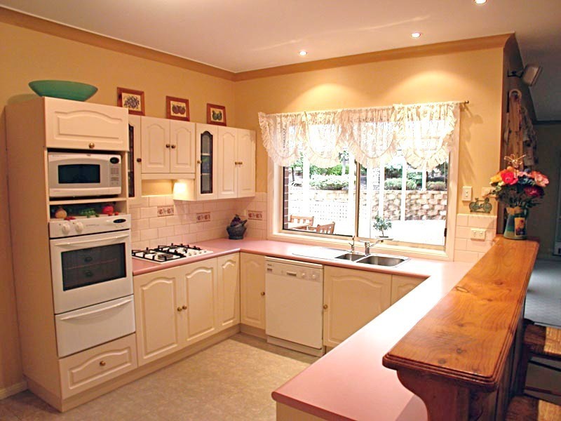 11 Skylark Close, Flagstaff Hill SA 5159