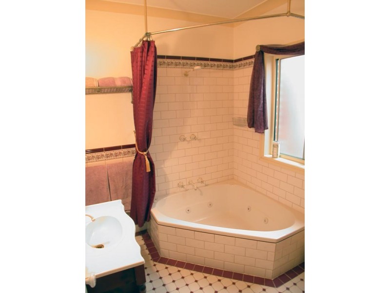 11 Skylark Close, Flagstaff Hill SA 5159