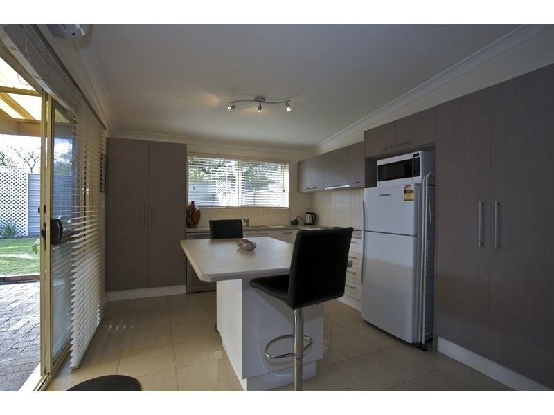 3 Price Avenue, Lower Mitcham SA 5062