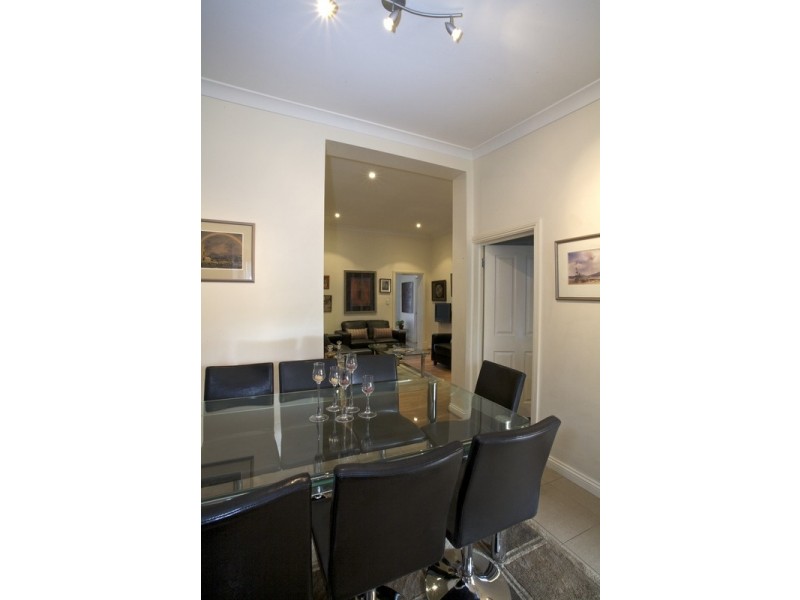 3 Price Avenue, Lower Mitcham SA 5062