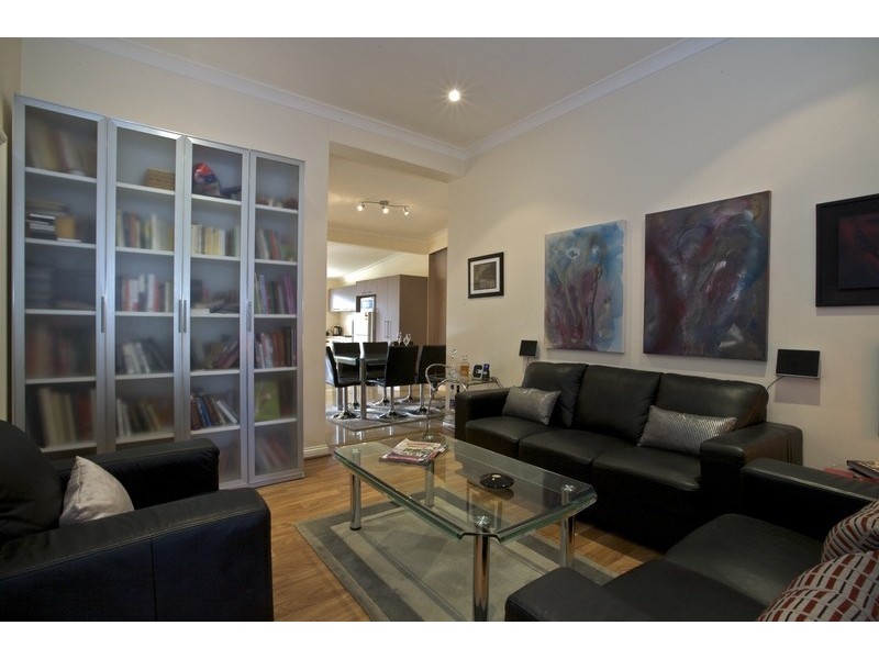 3 Price Avenue, Lower Mitcham SA 5062