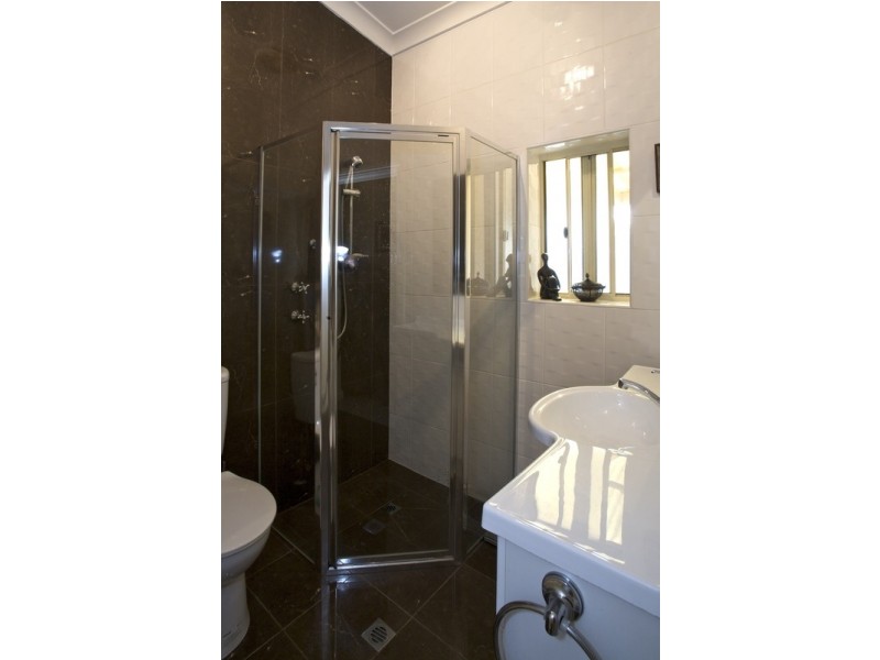 3 Price Avenue, Lower Mitcham SA 5062