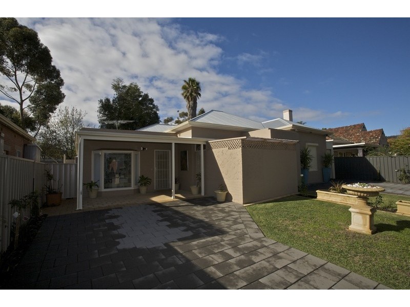 3 Price Avenue, Lower Mitcham SA 5062