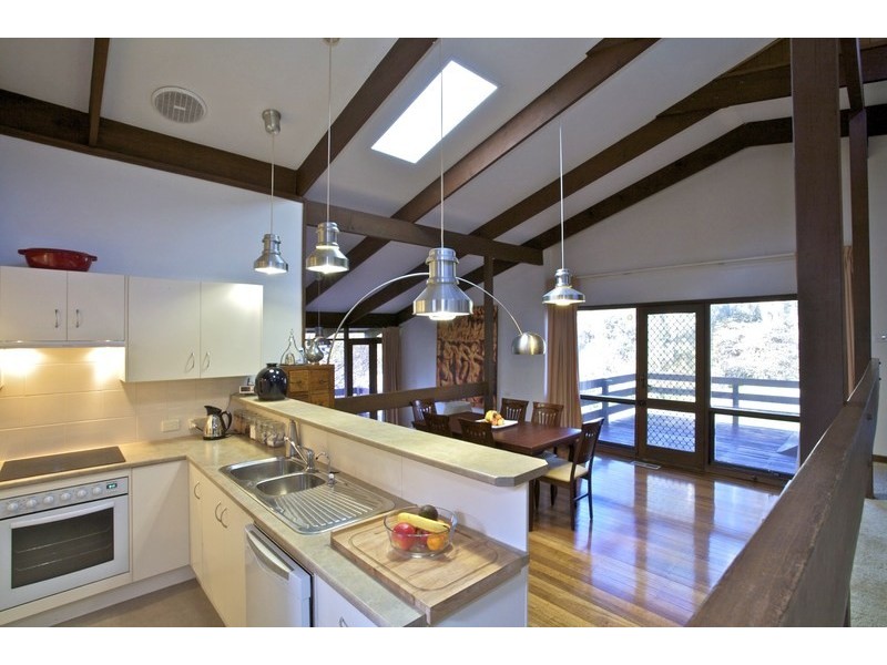 33 Greenwood Crescent, Glenalta SA 5052