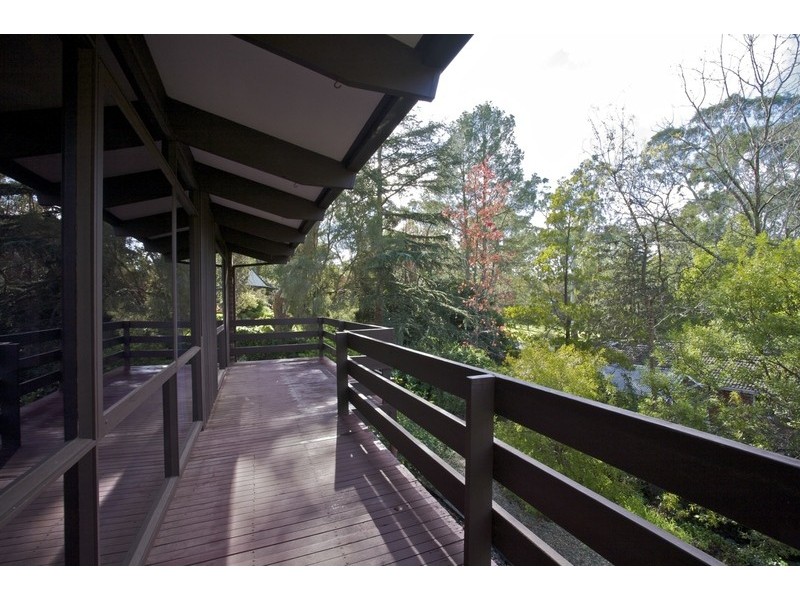 33 Greenwood Crescent, Glenalta SA 5052