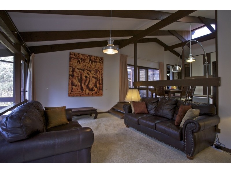 33 Greenwood Crescent, Glenalta SA 5052