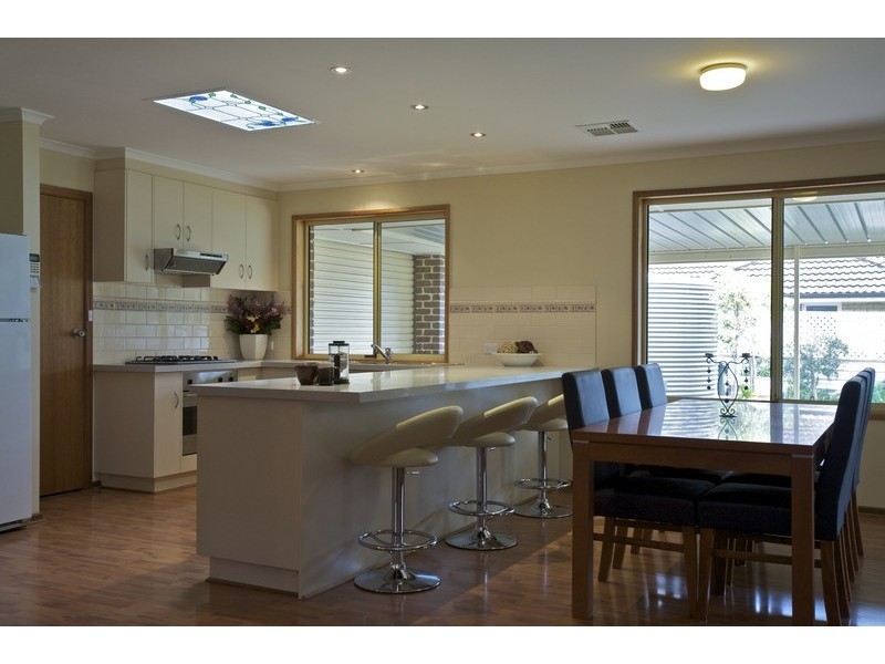 12 Lee Street, Eden Hills SA 5050