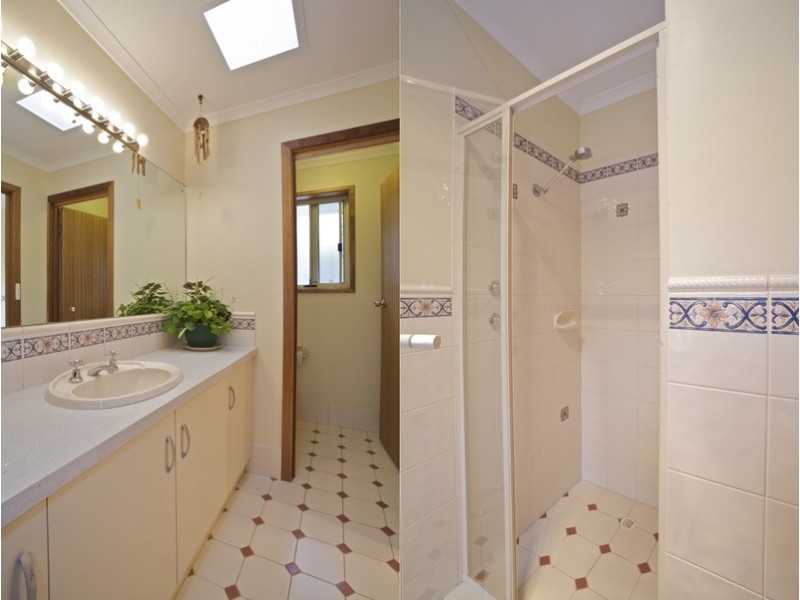 12 Lee Street, Eden Hills SA 5050