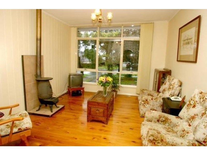 129 Gloucester Avenue, Belair SA 5052