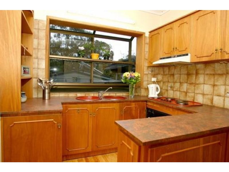 129 Gloucester Avenue, Belair SA 5052