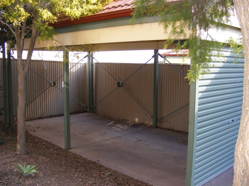 4/2 Maple Avenue, Clovelly Park SA 5042