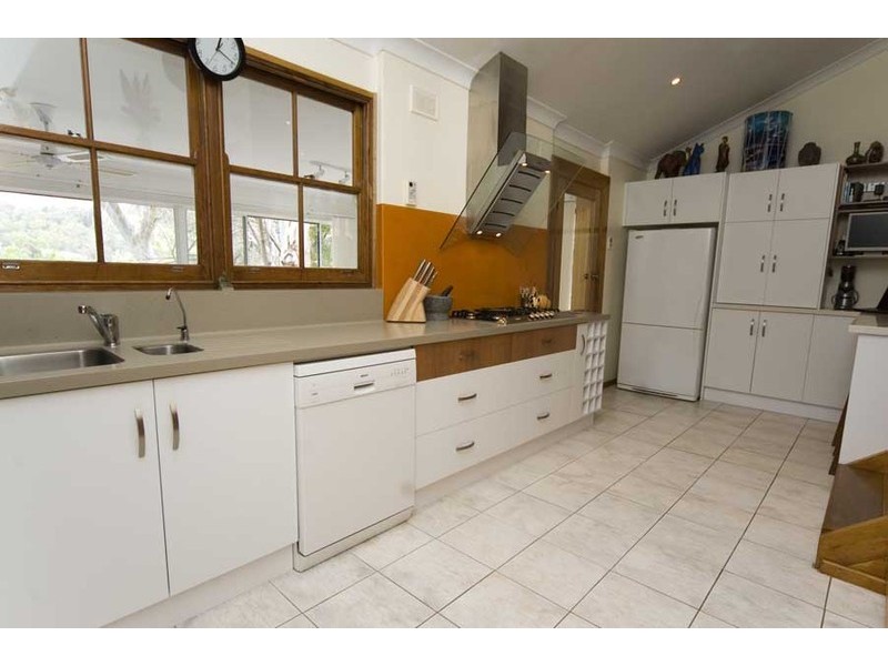 7 Rustic Avenue, Coromandel Valley SA 5051