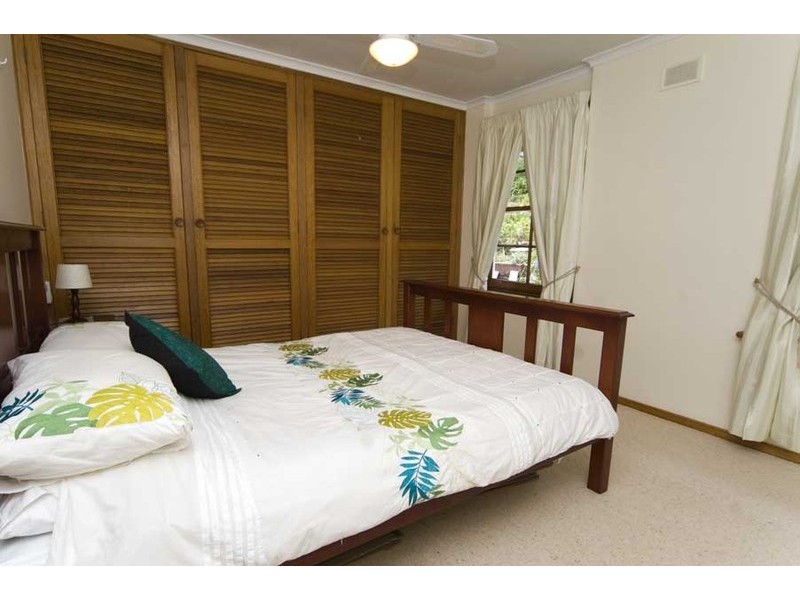 7 Rustic Avenue, Coromandel Valley SA 5051