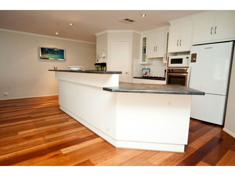 16 Coast View Court, Chandlers Hill SA 5159