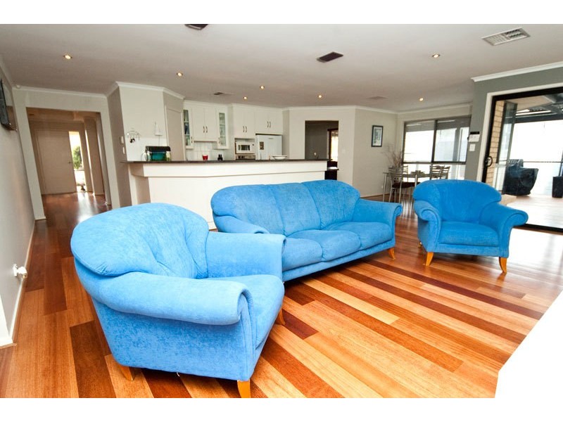 16 Coast View Court, Chandlers Hill SA 5159