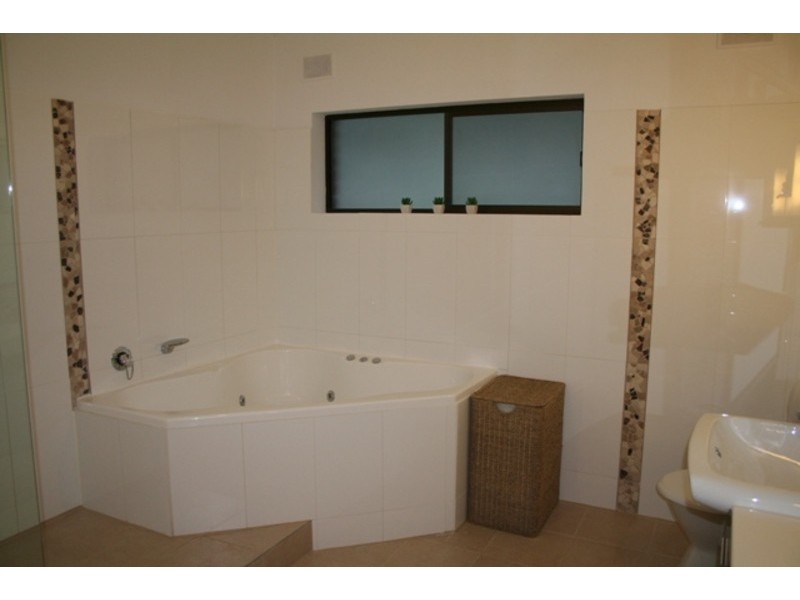 21 Ash Avenue, Belair SA 5052