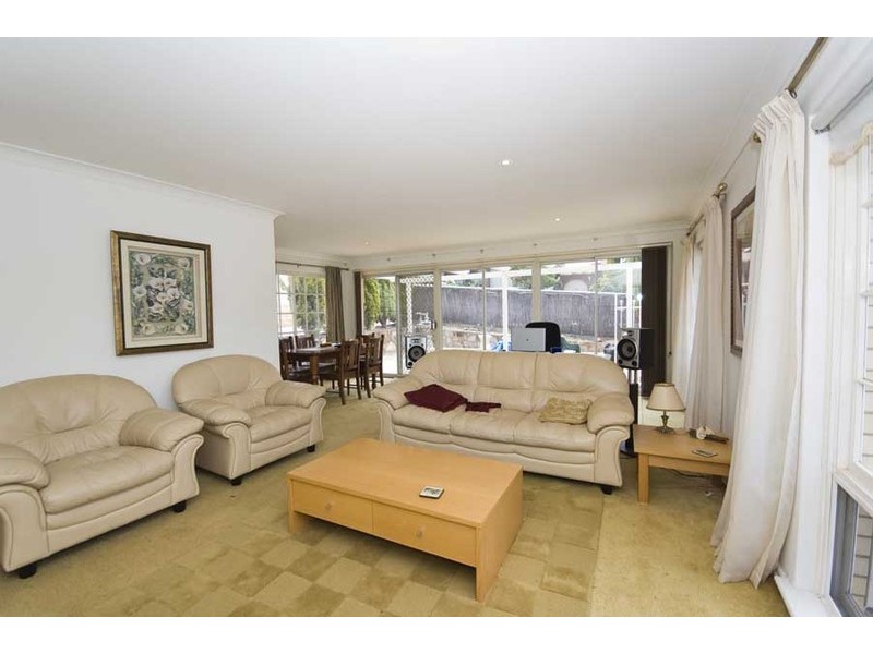 28 Ernest Crescent, Happy Valley SA 5159