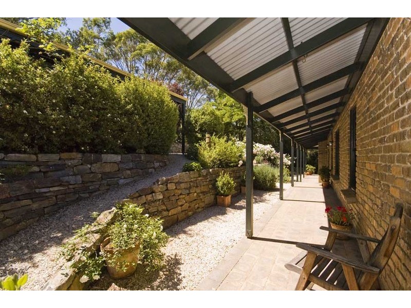 18 Avondale Road, Coromandel Valley SA 5051