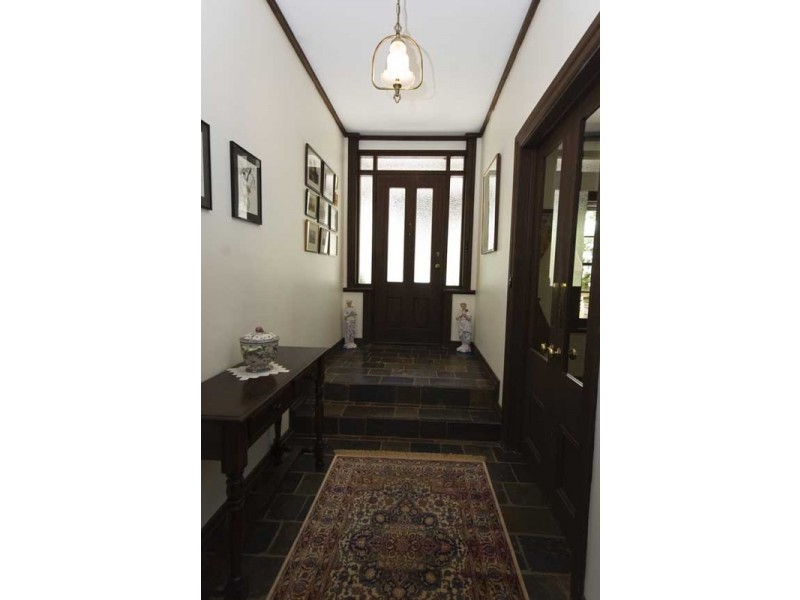 18 Avondale Road, Coromandel Valley SA 5051