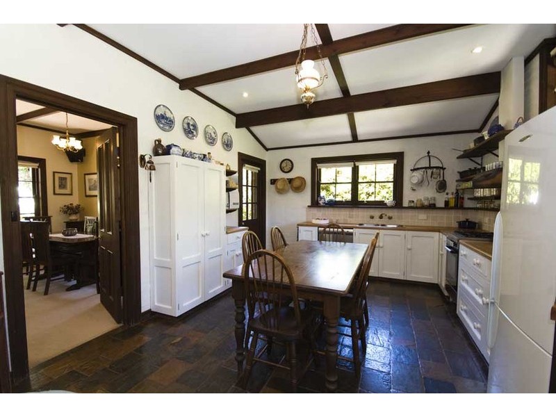 18 Avondale Road, Coromandel Valley SA 5051