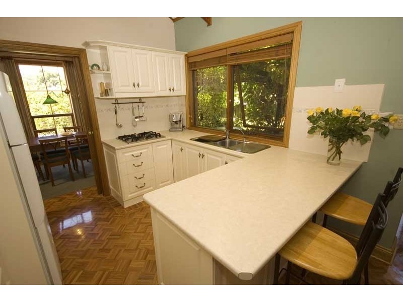 10 Snaefell Avenue, Happy Valley SA 5159