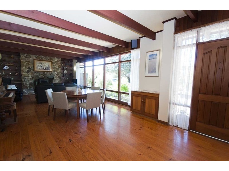 10 Craiglee Drive, Coromandel Valley SA 5051