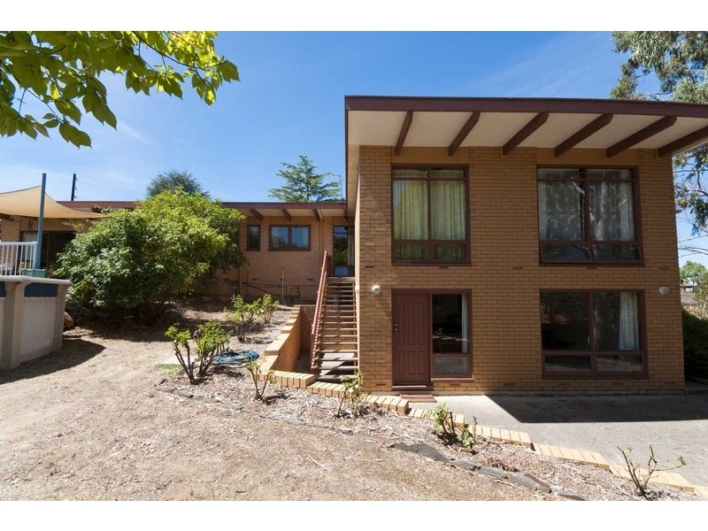 10 Craiglee Drive, Coromandel Valley SA 5051