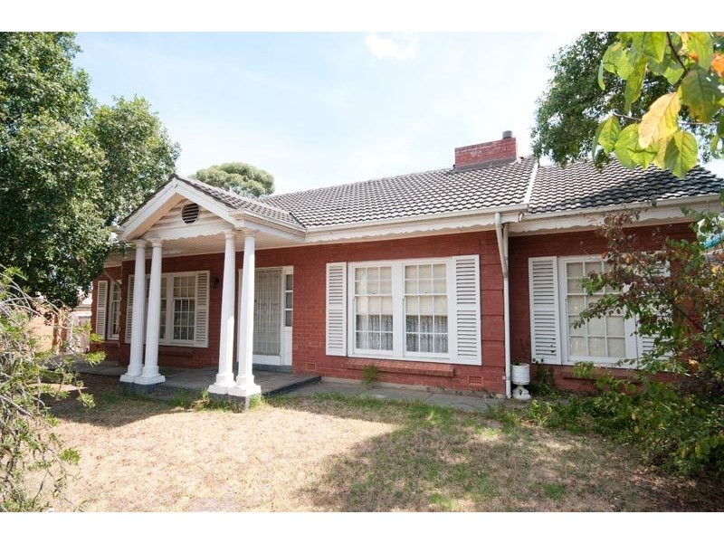 24 Main Road, Belair SA 5052