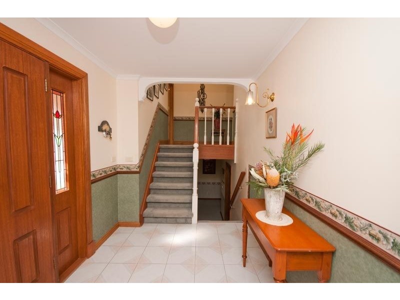 2 Sun Valley Drive, Glenalta SA 5052