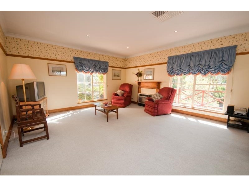 2 Sun Valley Drive, Glenalta SA 5052