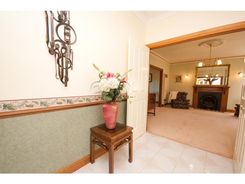 2 Sun Valley Drive, Glenalta SA 5052