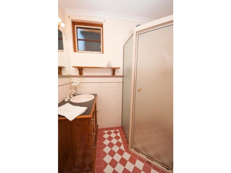 2 Sun Valley Drive, Glenalta SA 5052