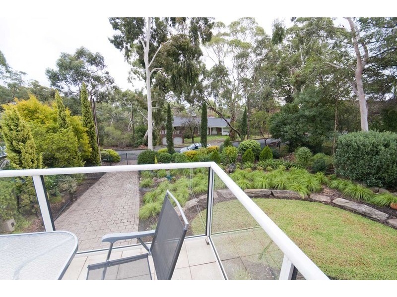 11 Pine Grove, Belair SA 5052