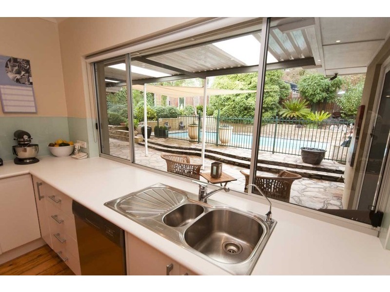 11 Pine Grove, Belair SA 5052