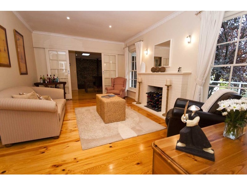 11 Pine Grove, Belair SA 5052