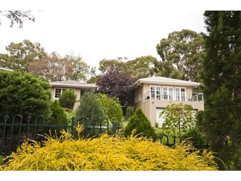 11 Pine Grove, Belair SA 5052