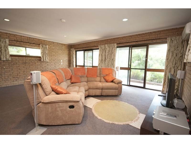 16 Grevillea Way, Belair SA 5052