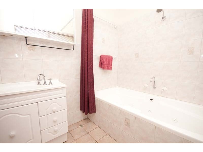 16 Grevillea Way, Belair SA 5052