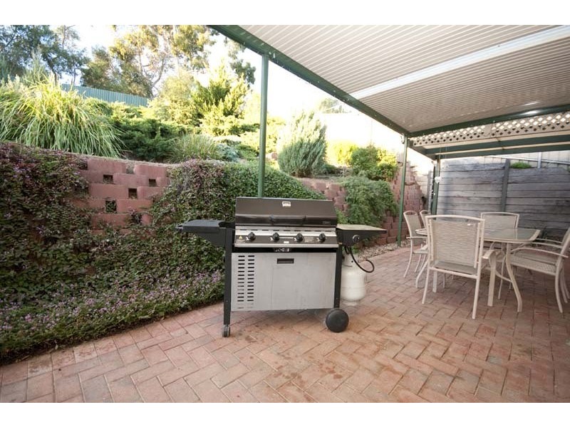 5 Challenger Court, Happy Valley SA 5159