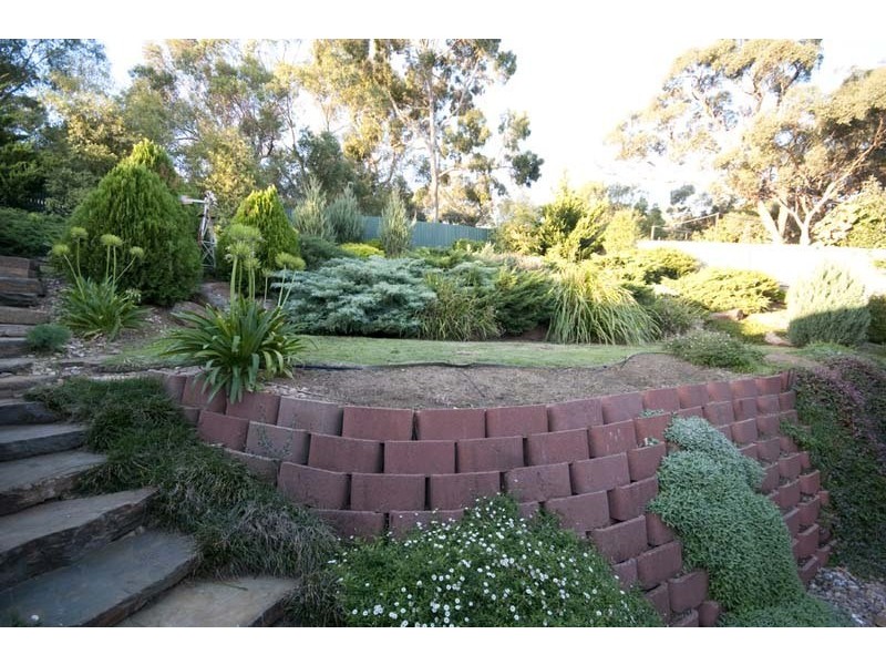 5 Challenger Court, Happy Valley SA 5159