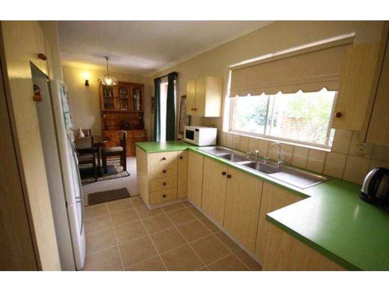 13 Dew Street, Aberfoyle Park SA 5159